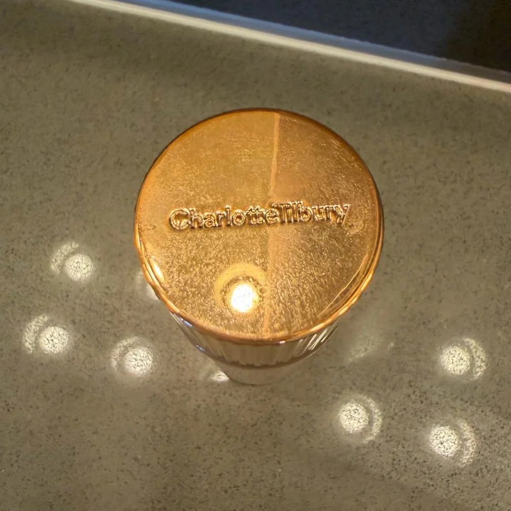 Charlotte Tilbury Hollywood Flawless Filter 3 Fair Pale Glow Foundation